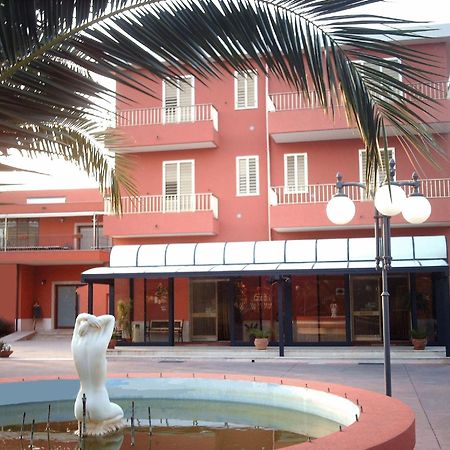 Hotel Ristorante Cordial Comiso Ngoại thất bức ảnh
