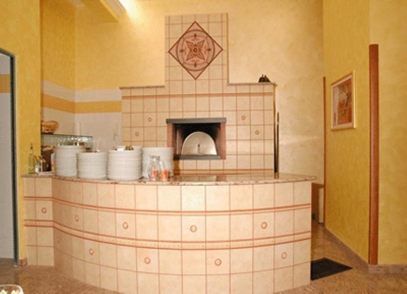 Hotel Ristorante Cordial Comiso Ngoại thất bức ảnh