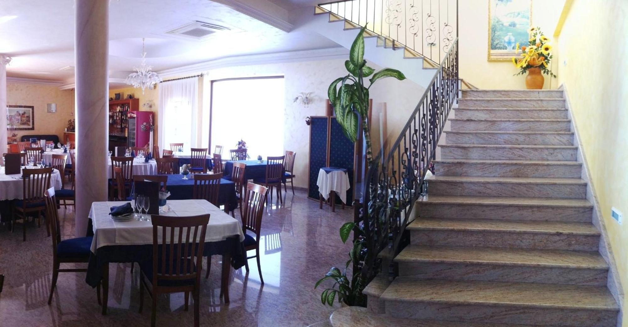 Hotel Ristorante Cordial Comiso Ngoại thất bức ảnh